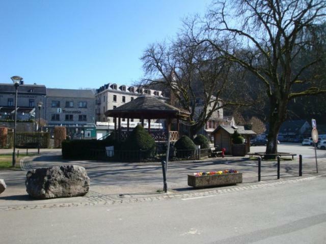 Le Poirier De Warre Villa Durbuy Exteriör bild